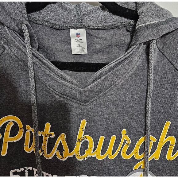 NWT Women's Pittsburgh Steelers Hoodie Football Team Apparel Size S Gray**READ - Picture 3 of 5